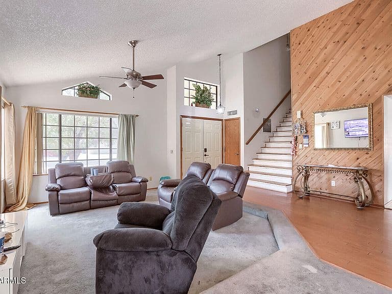 3729 N COPENHAGEN Drive photo 3