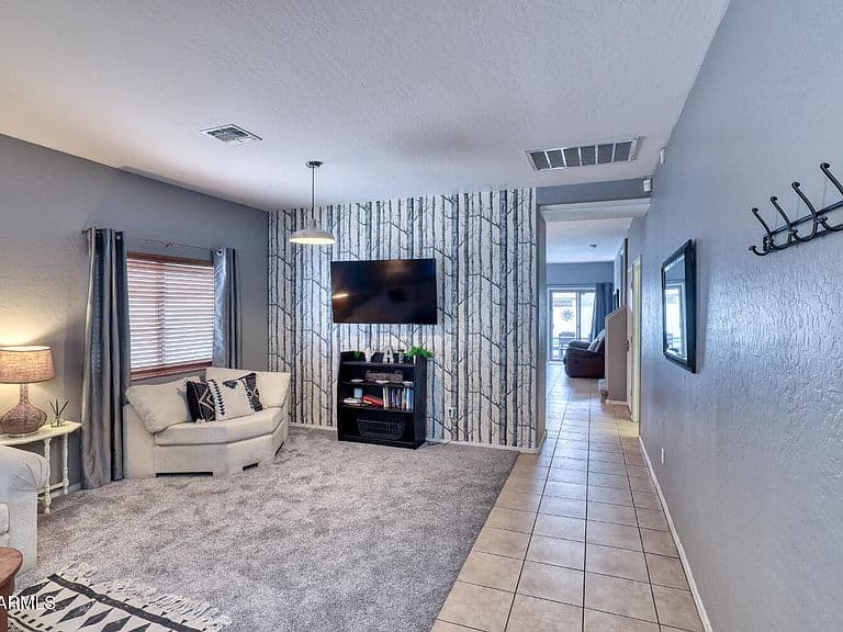 17255 W RIMROCK Street photo 3