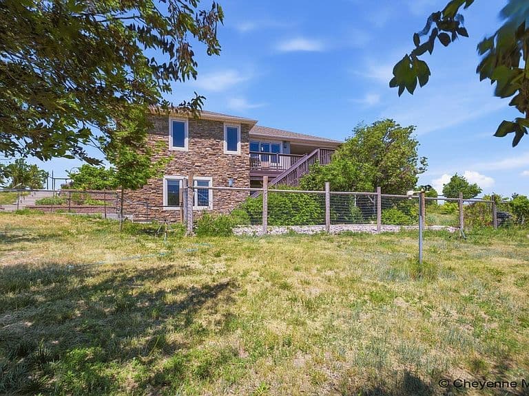 9222 Bell Ln photo 3