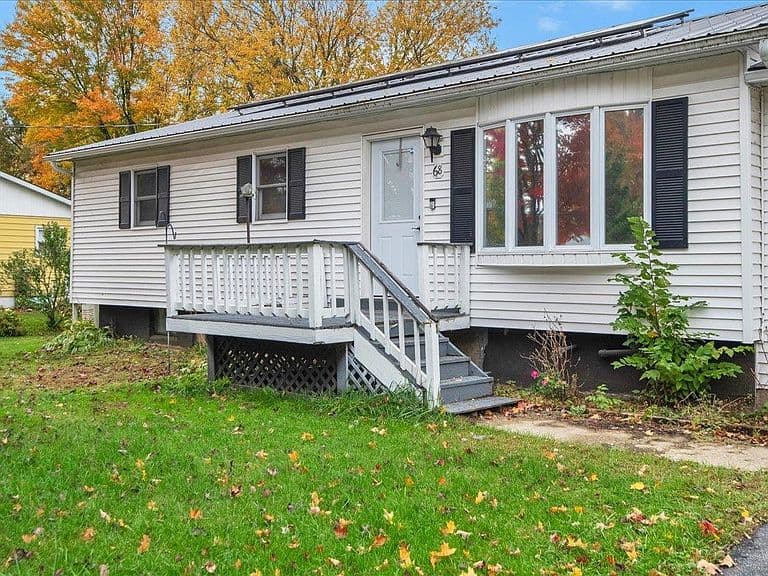 68 Arrowhead Avenue photo 2