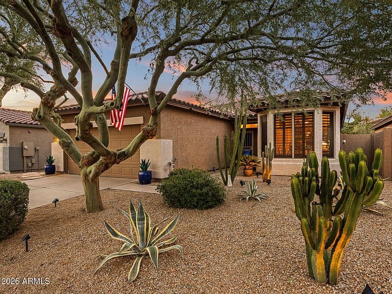 7256 E DESERT VISTA Road photo 2