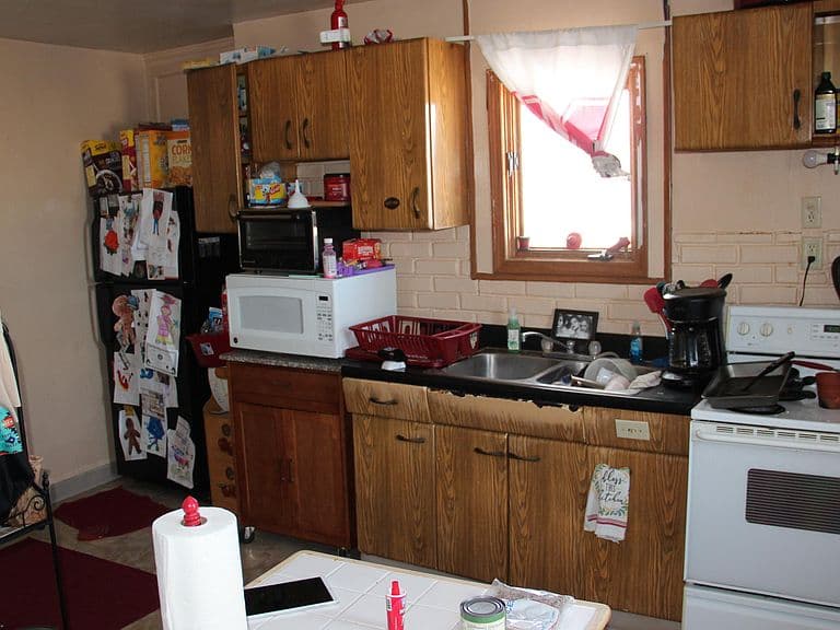 342 W 3rd St photo 3
