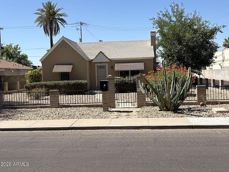 1617 E EARLL Drive photo 1
