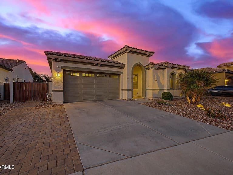 19414 E Strawberry Drive photo 2