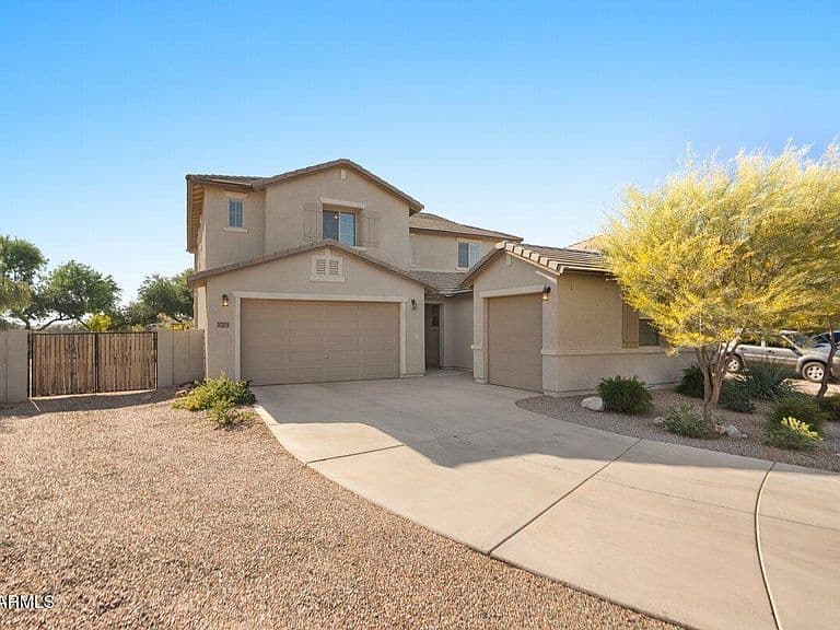 37271 W MONDRAGONE Lane photo 3