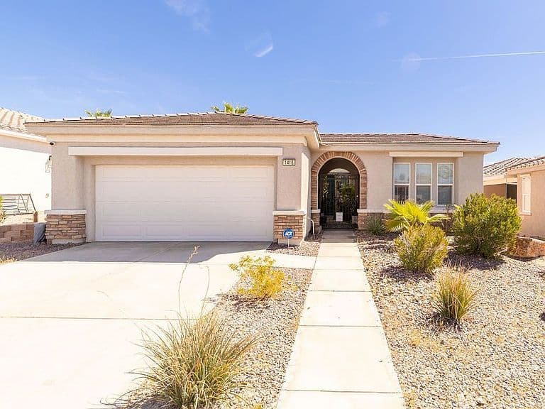 1416 Oakmont Ct photo 1