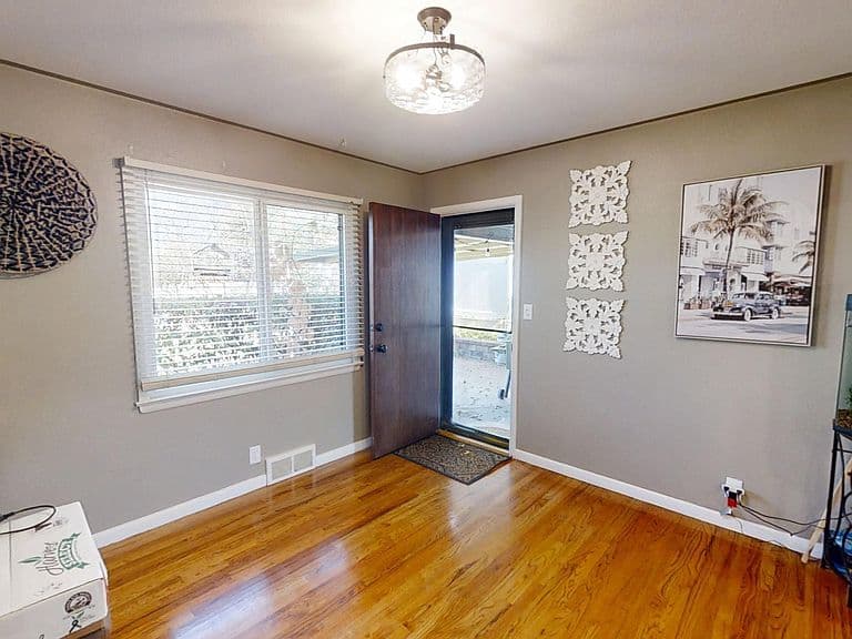 1800 Lynwood Pl photo 5