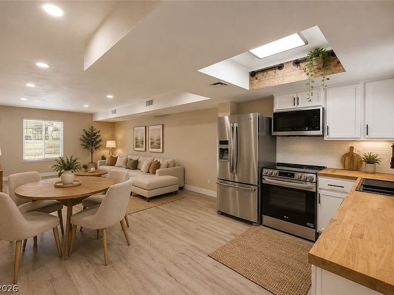 5626 W Lake Mead Blvd photo 3