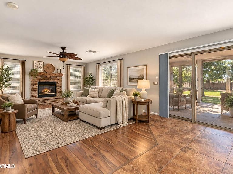 42553 W SPARKS Drive photo 5