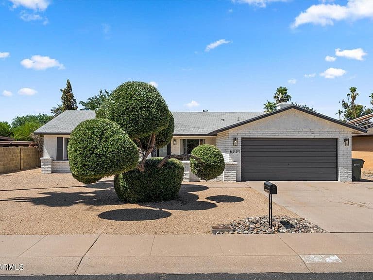 6221 E EVANS Drive photo 1