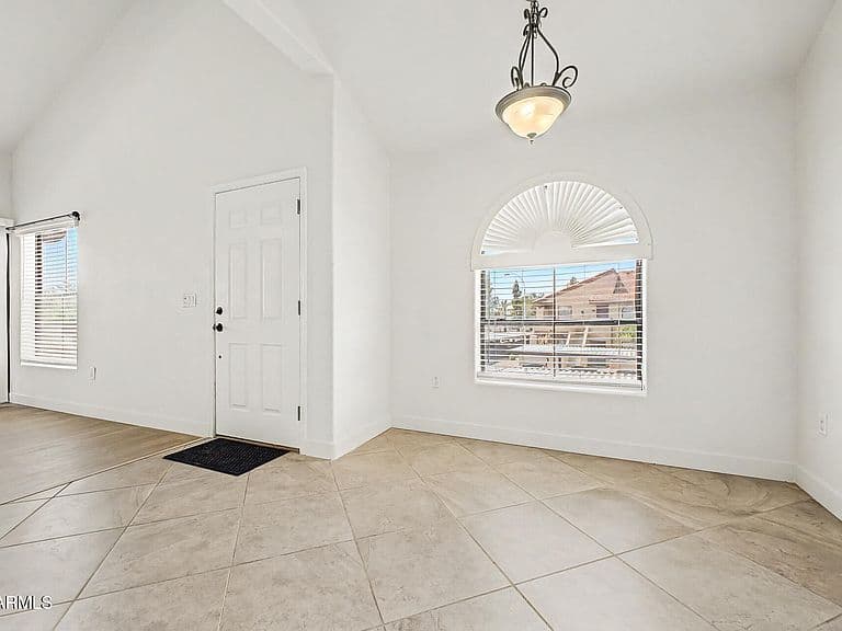 1351 N PLEASANT Drive #2049 photo 4