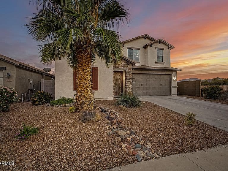 18527 W SURPRISE FARMS Loop N photo 5