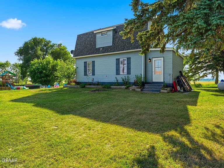 2149 Eagle Ave photo 2