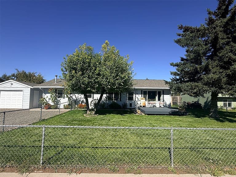 3710 E Riggs St photo 1