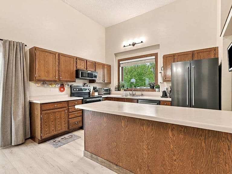 3748 Village Green Cir photo 5