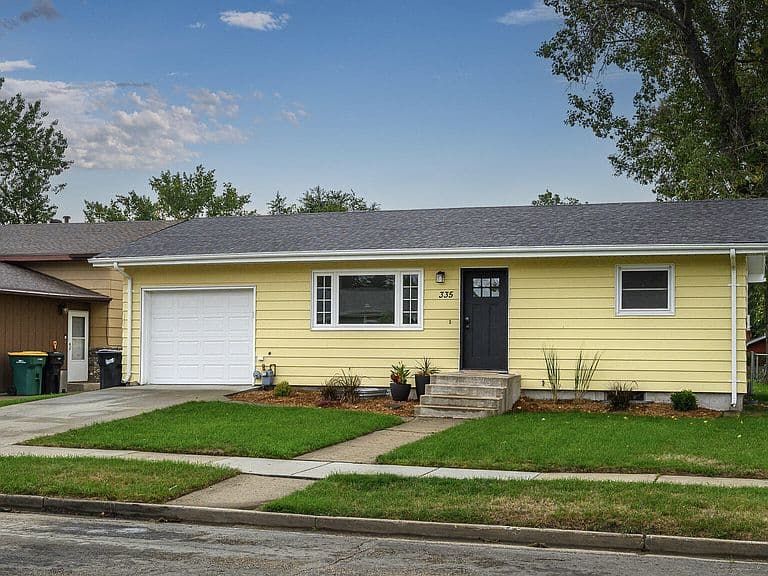 335 W Ingals Ave photo 1