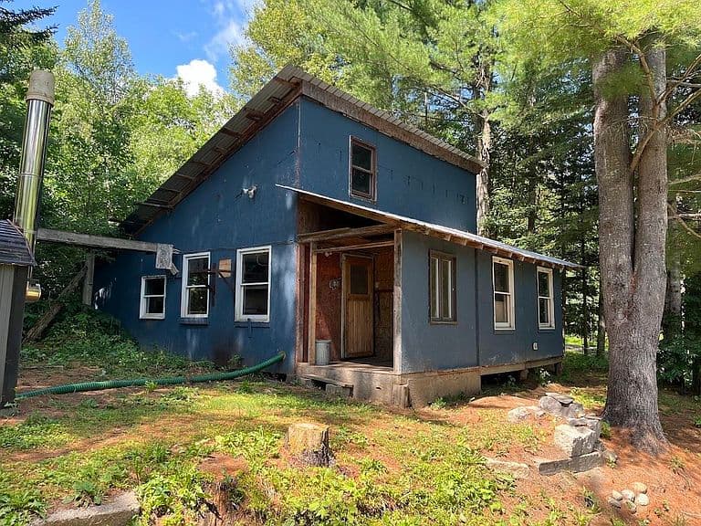 424 Howse Road photo 1