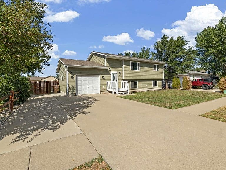 618 Stealth Ln photo 3