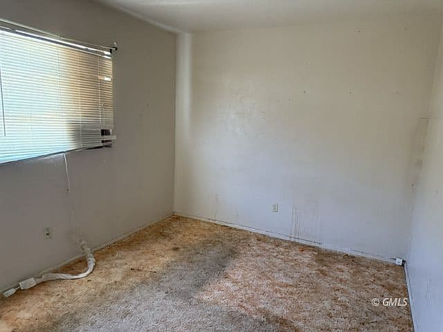 378 N 4th St photo 3