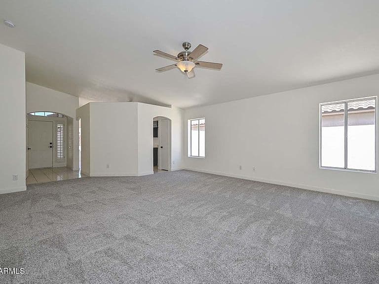 6277 W BLACKHAWK Drive photo 3