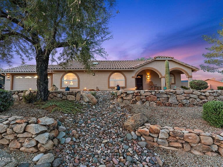 920 W Santa Fe Drive photo 1