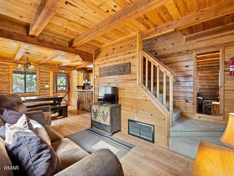 2863 Lazy River Ln photo 2