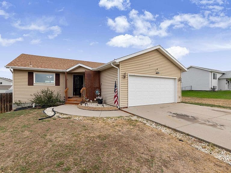 244 Freiheit Ln photo 1