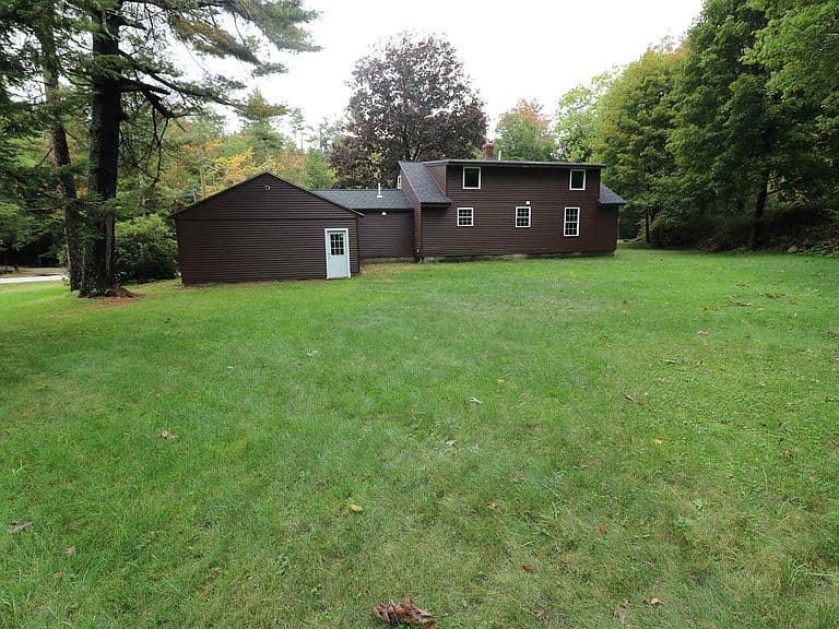 123 Nutting Road photo 3