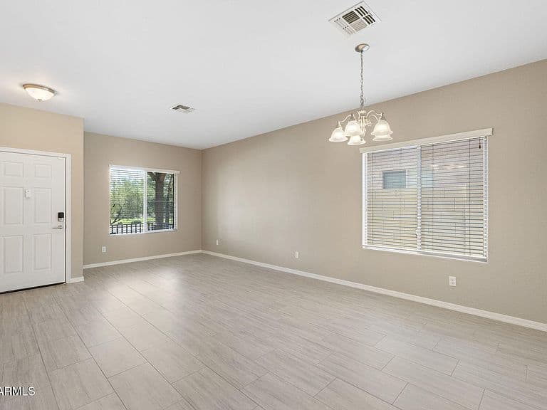 5218 W BUCKSKIN Trail photo 4