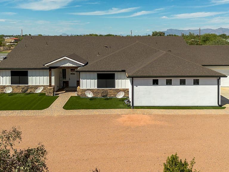 4464 E VISTA GRANDE -- photo 4