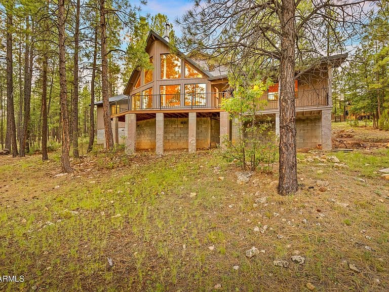3579 Starlight Drive photo 3