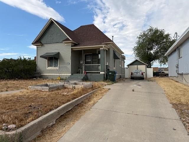 734 S Arthur Ave photo 4