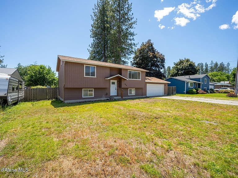 8247 W Montana St photo 5