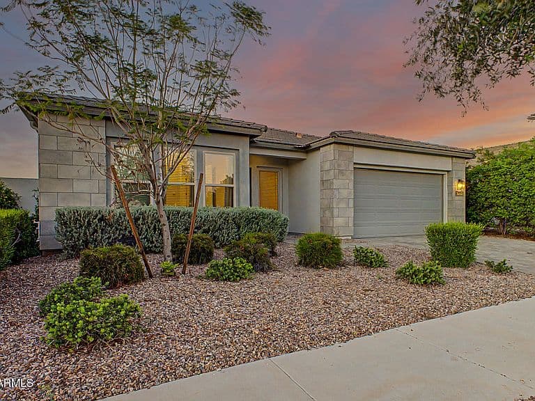 10128 E SUPERNOVA Drive photo 3