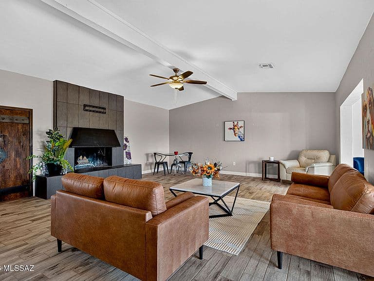 6921 N Camino Verde photo 4