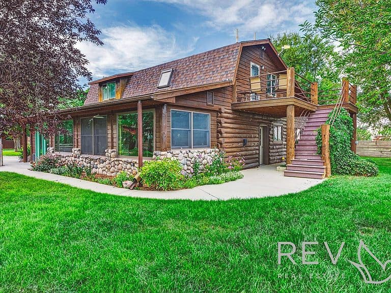 8 Mountain View Dr photo 2