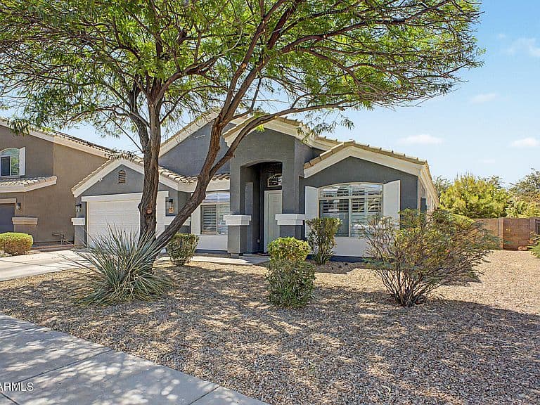 36805 W LEONESSA Avenue photo 3