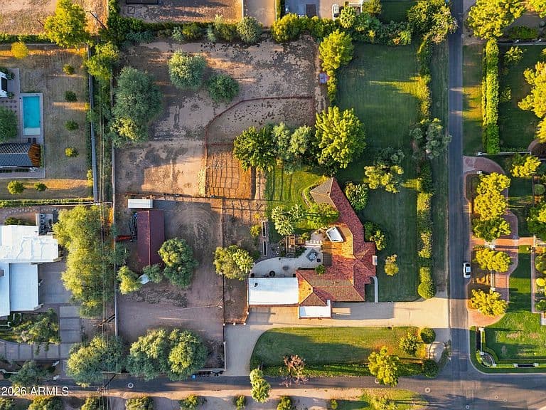 5202 N 21ST Street photo 3