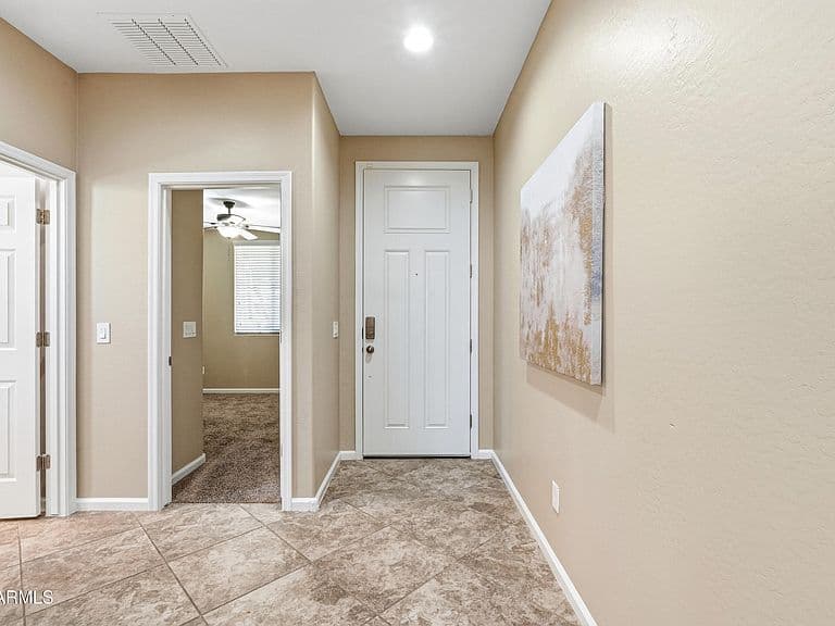 7114 E Olla Avenue photo 3