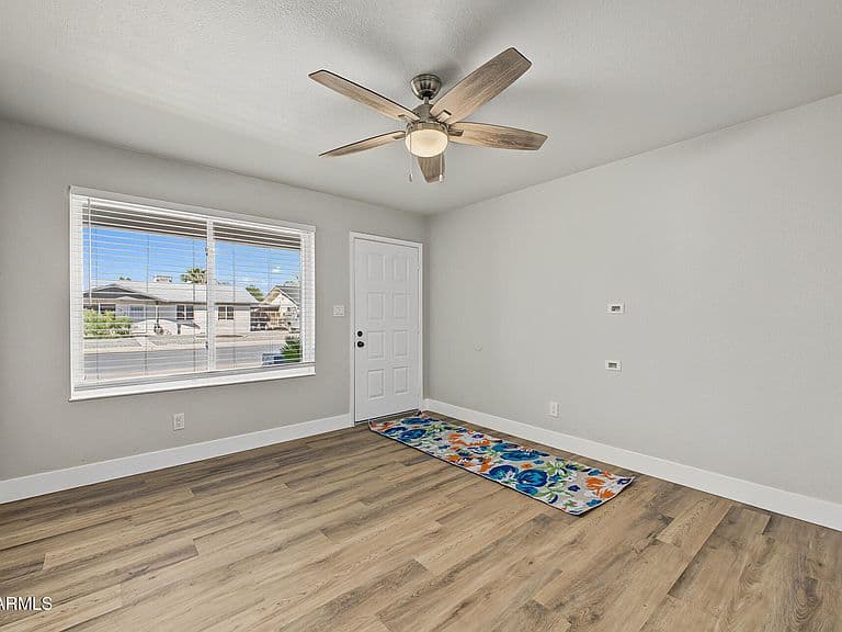 3413 E CAROL Avenue photo 5