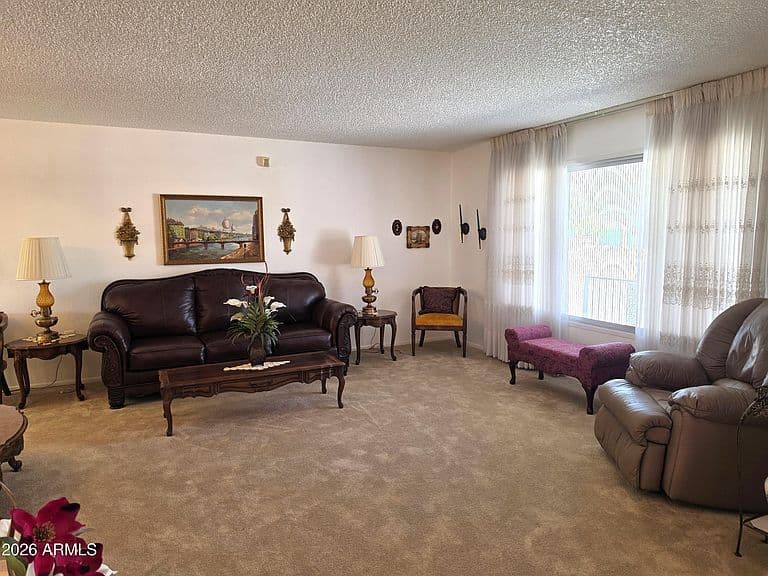 12507 W PARKWOOD Drive photo 4