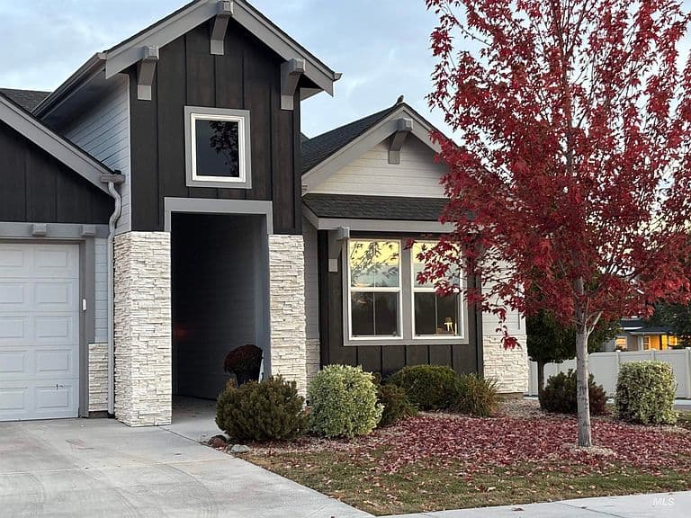2794 E Gypsum St photo 1