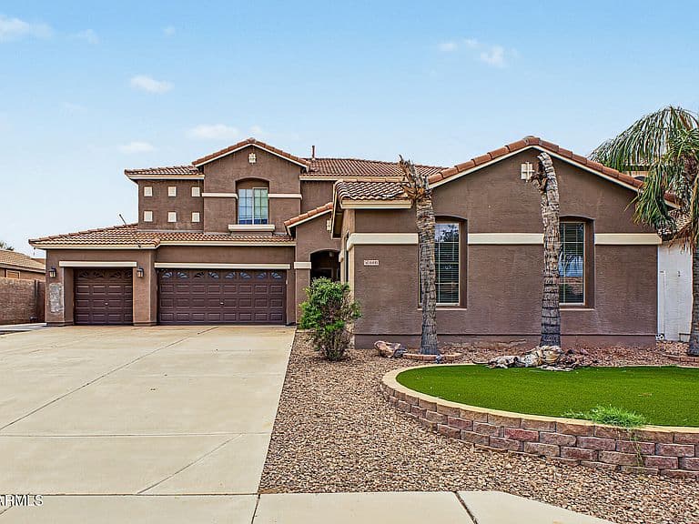 11441 E RAFAEL Avenue photo 2