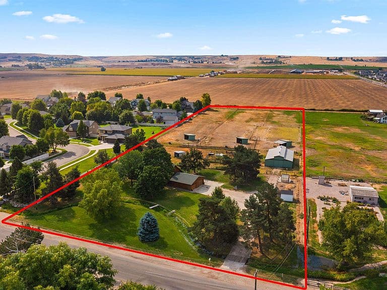 8855 W Tarp Dr photo 2