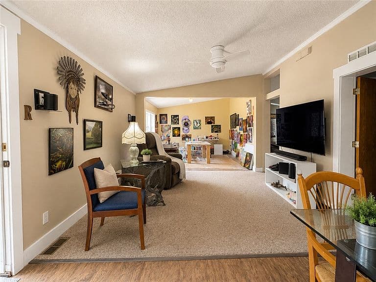46 Bridlewood Dr photo 5