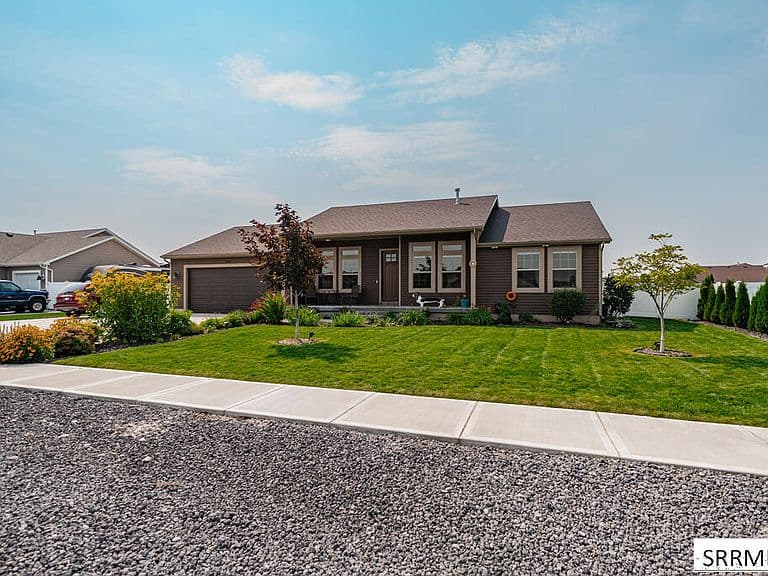 5100 E Nelson Dr photo 3