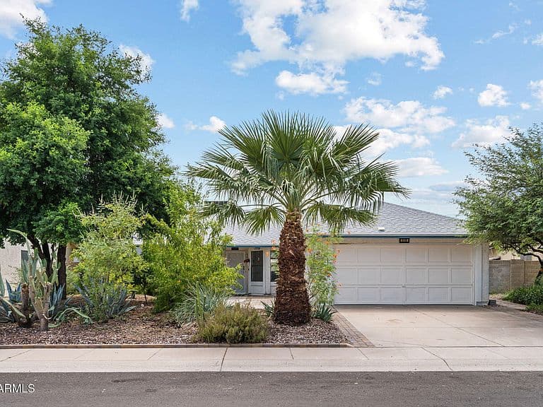 5115 E SALINAS Street photo 1