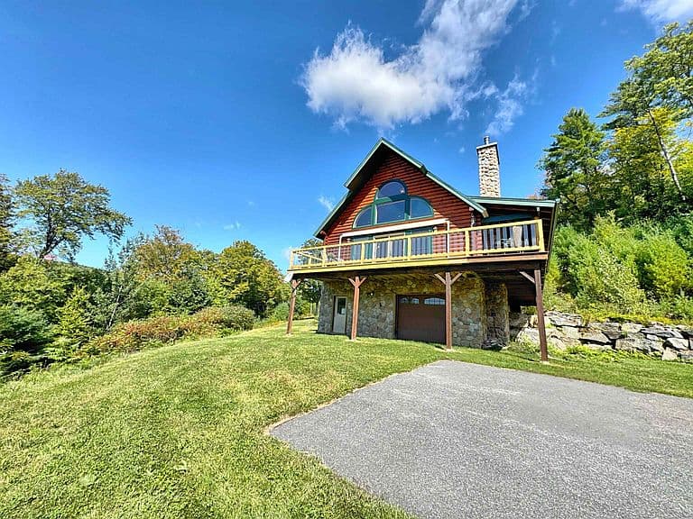 607 Charlestown Road photo 1