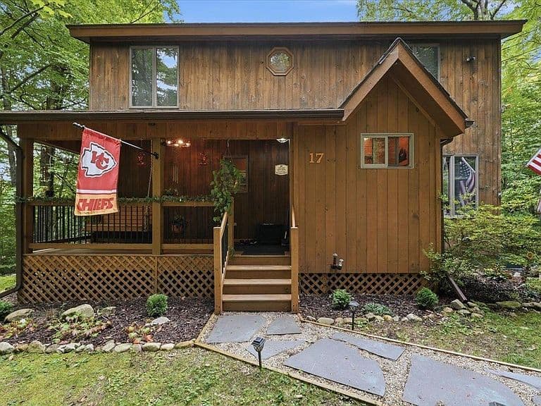 17 Forest Ridge Road photo 3
