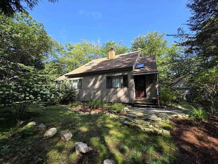 6 Sugar Hill Road photo 1